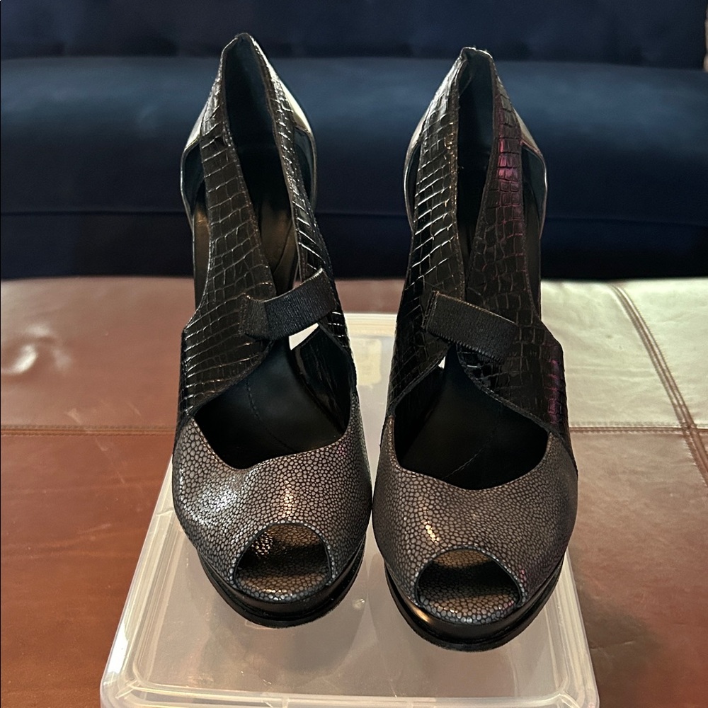 BCBGMaxAzria Black and Gray Textured Peep-Toe Heels